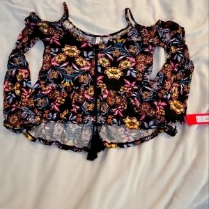 Xhilaration top